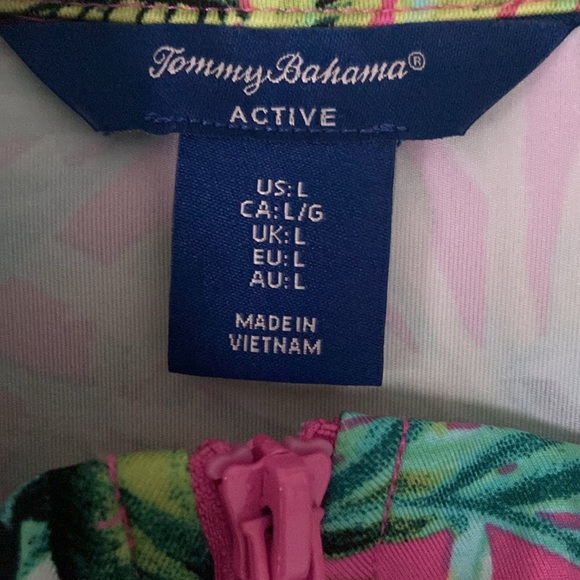 Tommy Bahama 3/4 Zip Active Top size L - Picture 2 of 5